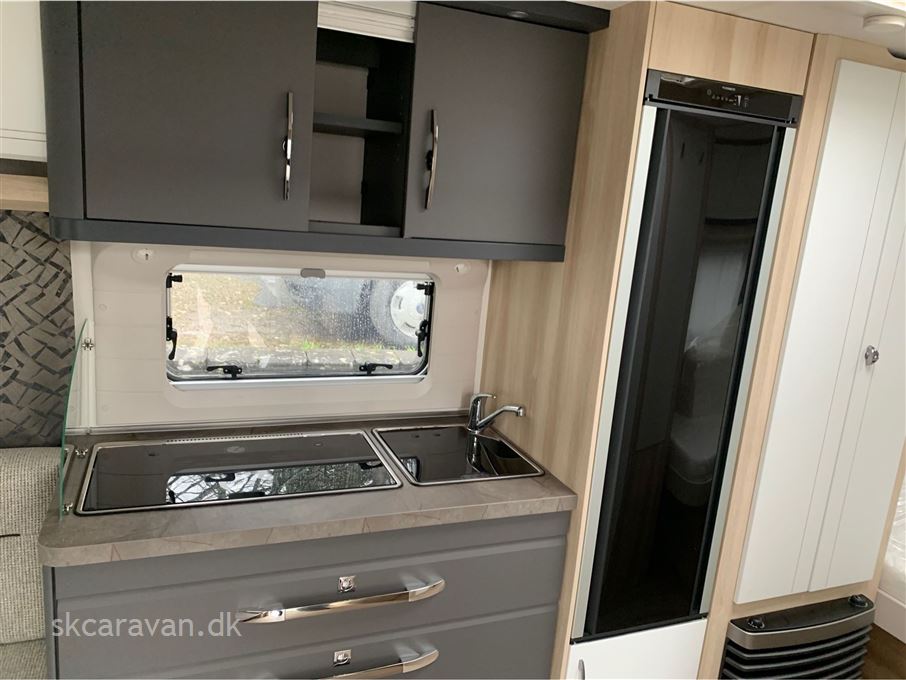 Hobby De Luxe 540 UL