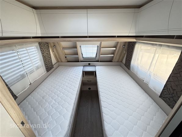 Hobby De Luxe 495 UL