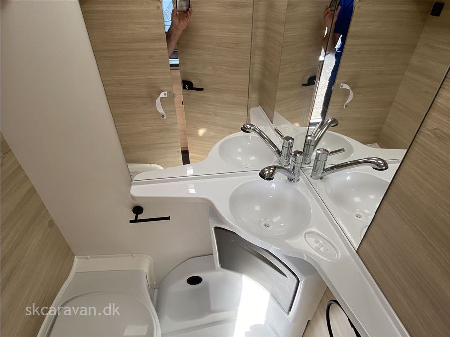 Caravelair Titanium 450