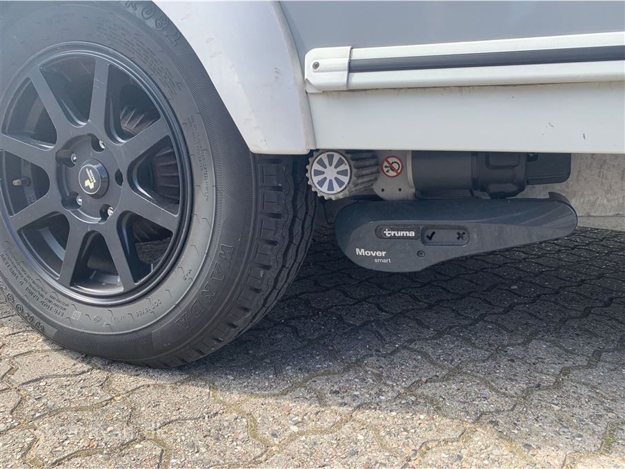 Caravelair Titanium 450