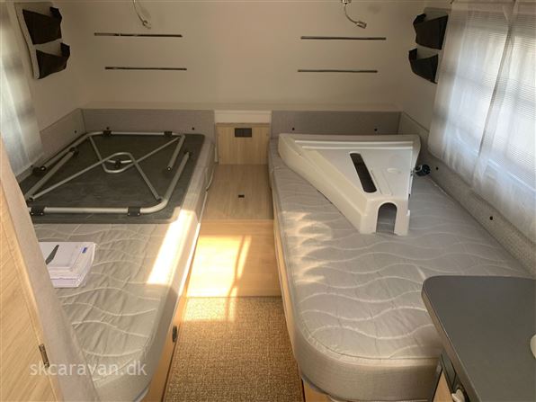 Caravelair Titanium 450