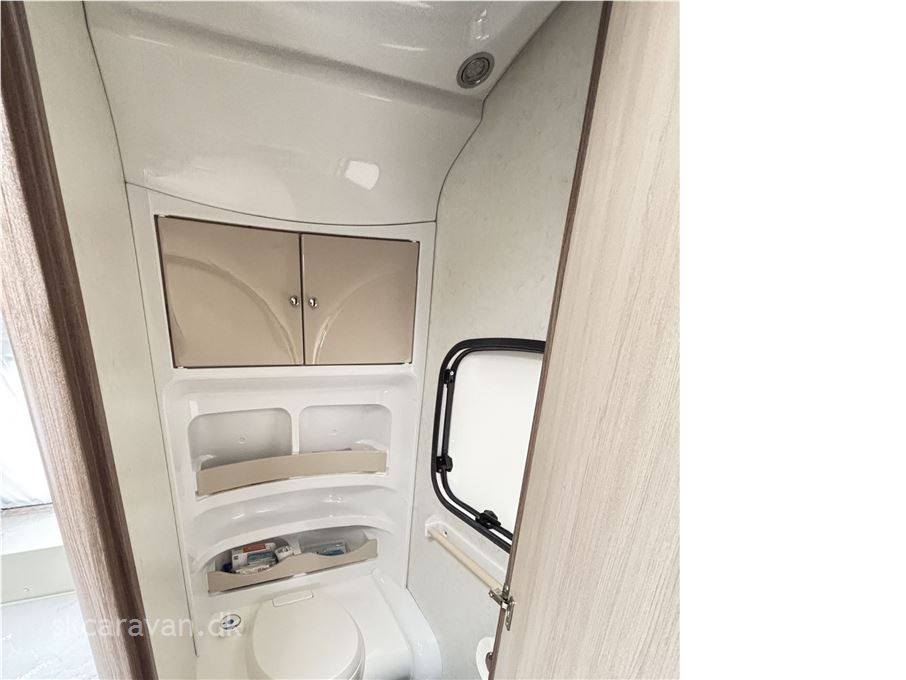 Hobby De Luxe Easy 400 SFE