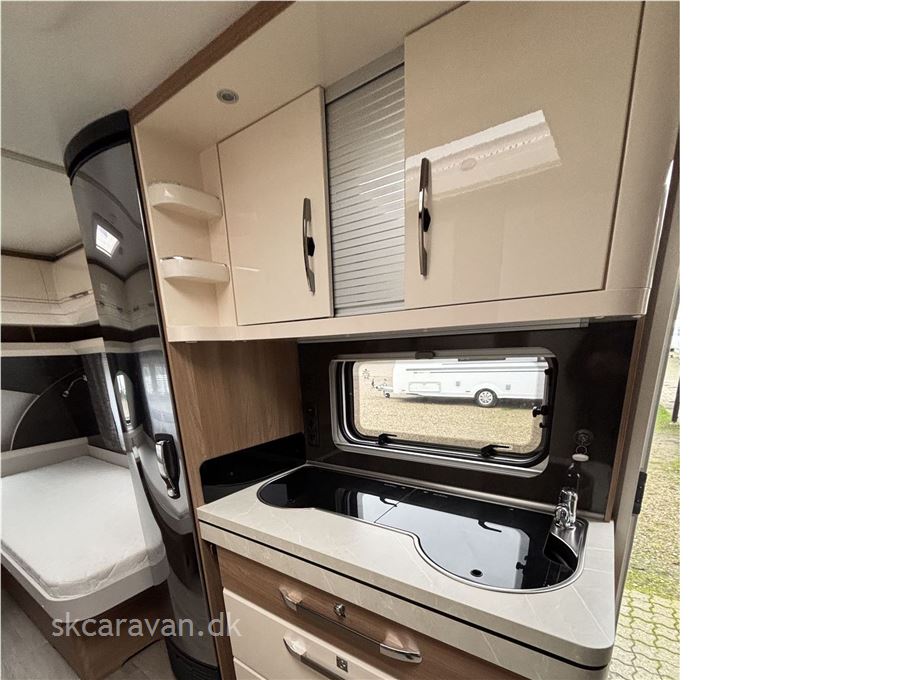 Hobby Excellent 495 UL