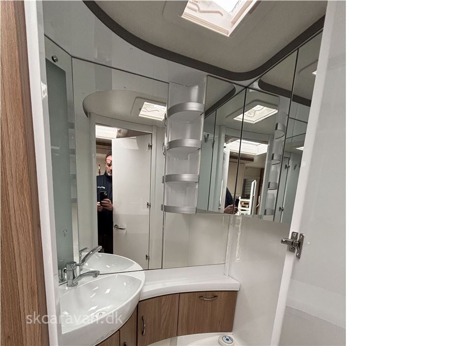 Hobby Excellent 495 UL