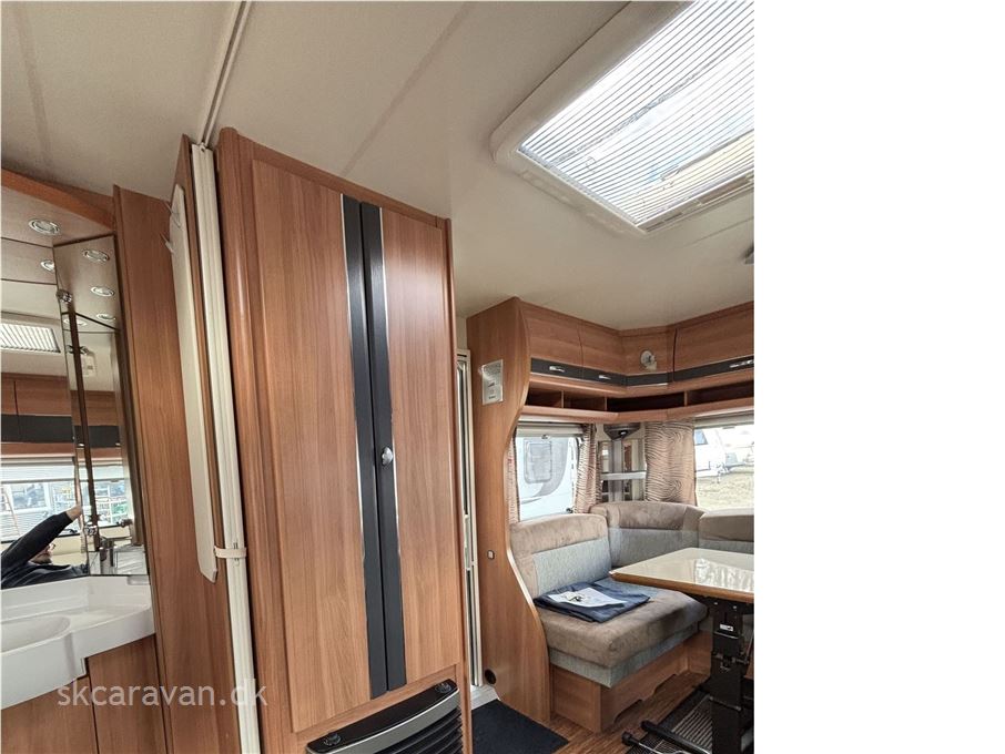 Hobby De Luxe 460 UFe