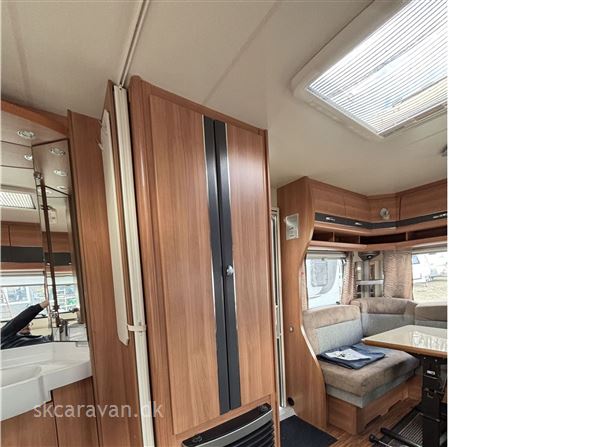 Hobby De Luxe 460 UFe