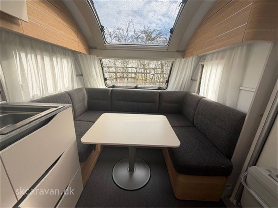 Adria Adora 572 UT