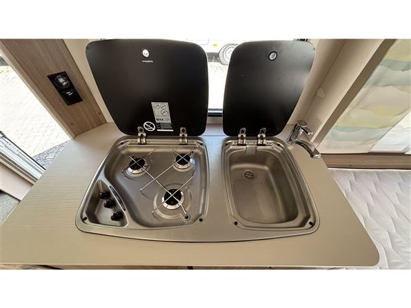 Dethleffs C joy 460 LE