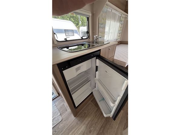 Dethleffs C joy 460 LE