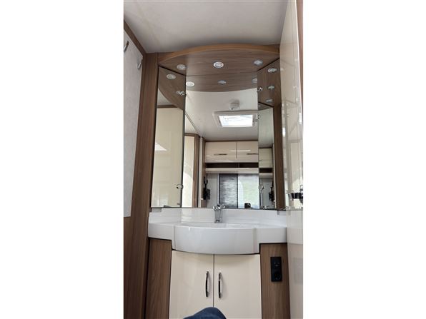 Hobby Excellent 560 CFe