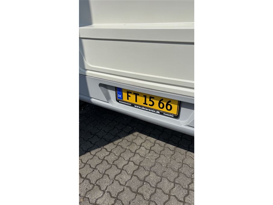 Adria Unica B Exclusive 502 UP