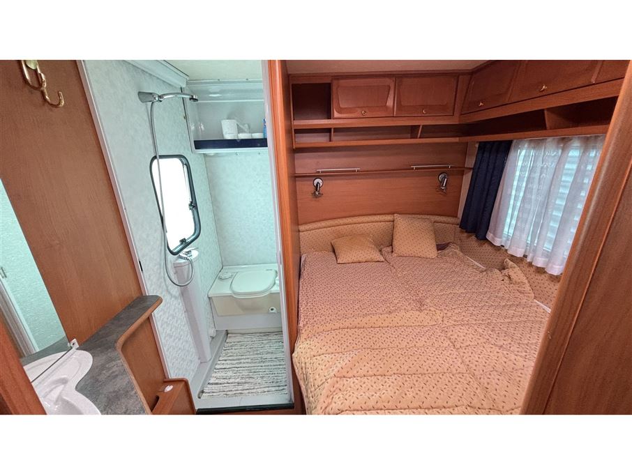 Adria Unica B Exclusive 502 UP