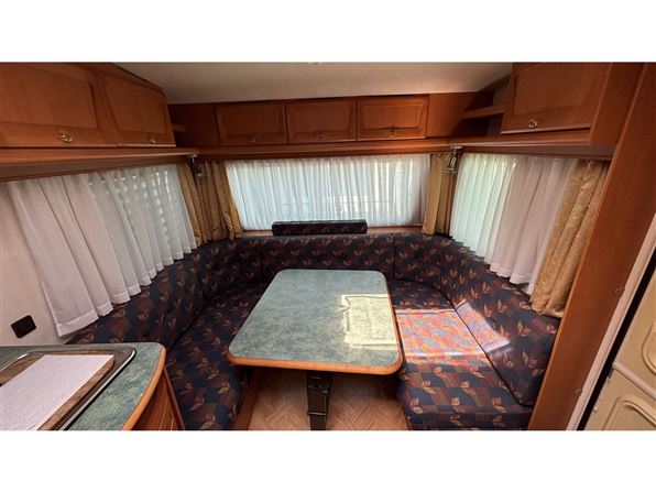 Adria Unica B Exclusive 502 UP