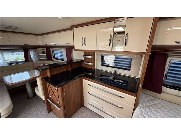 Hobby Premium 560 CFe