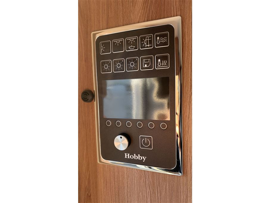 Hobby De Luxe 440 SF