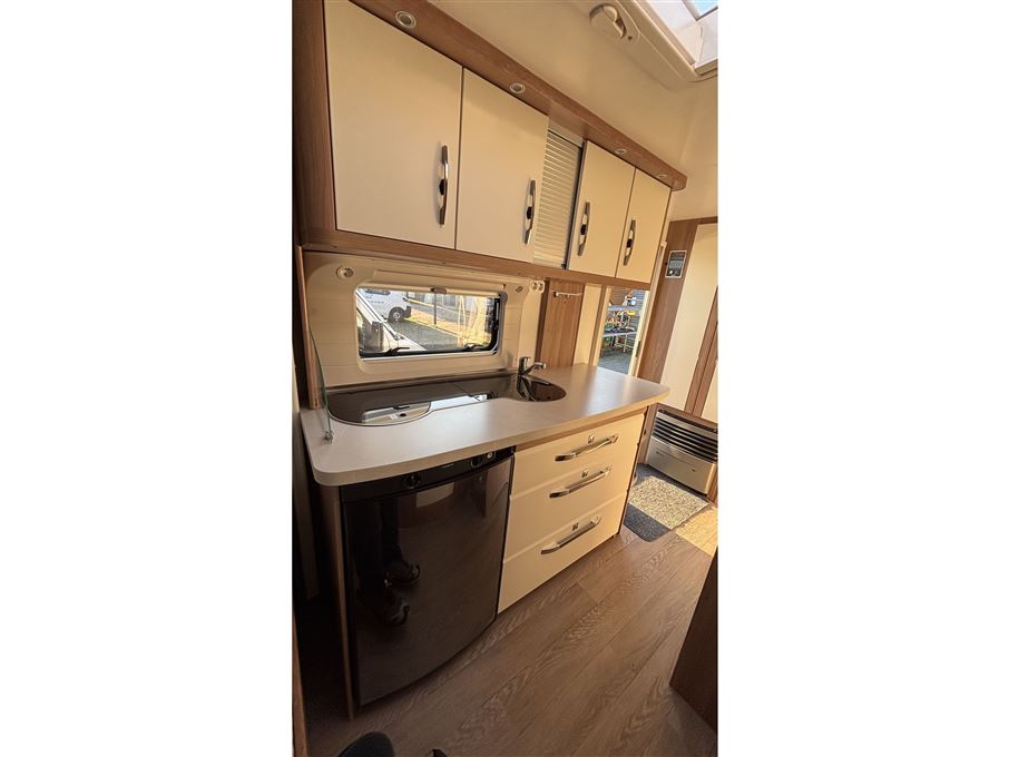 Hobby De Luxe 440 SF