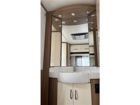 Hobby Excellent 560 CFe