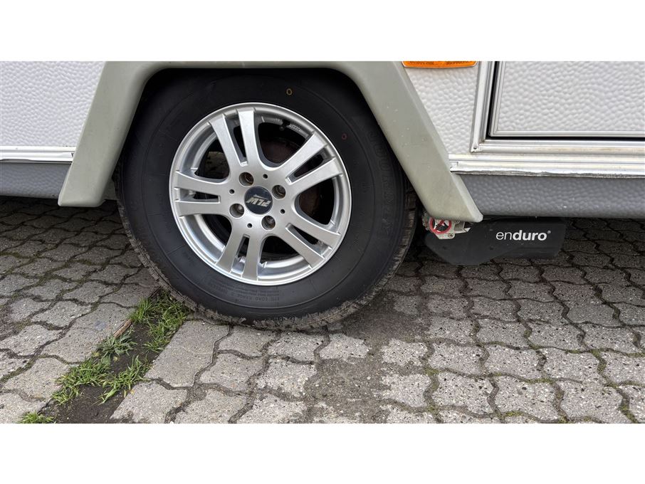 Knaus Südwind 495