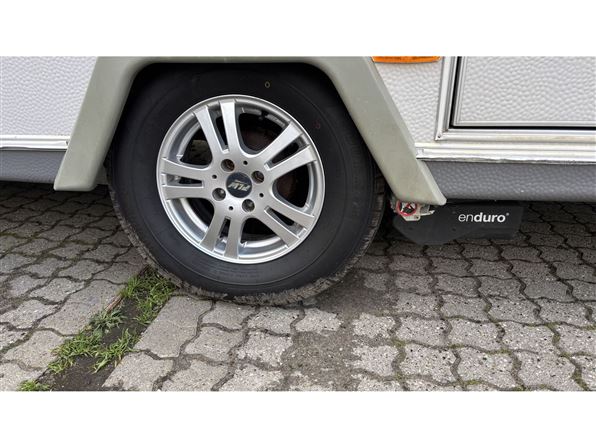 Knaus Südwind 495