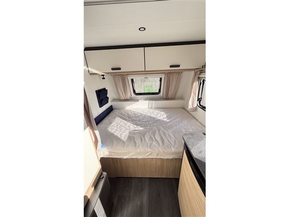 Caravelair Alba Style 390 DK Line