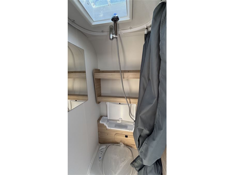Caravelair Alba Style 390 DK Line
