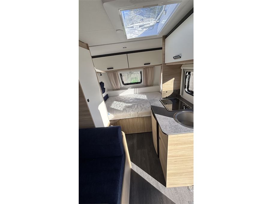Caravelair Alba Style 390 DK Line