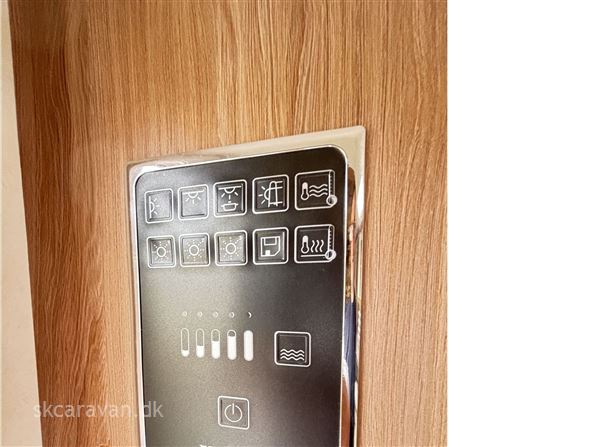 Hobby De Luxe 515 UHL