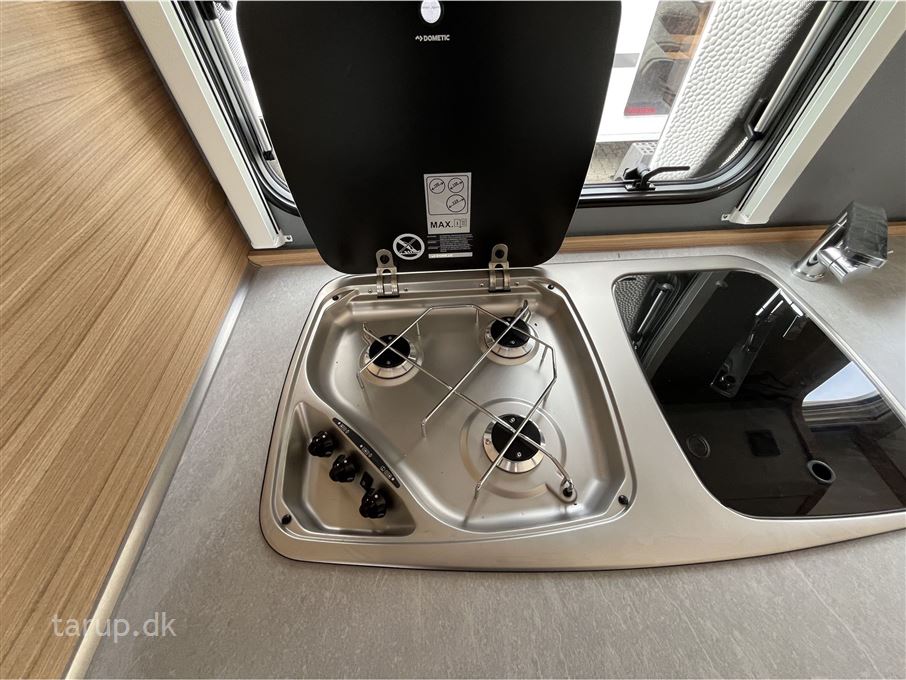 Dethleffs Camper 560 FMK