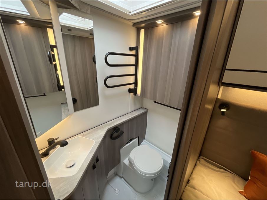 Kabe Estate 470 XL/KS