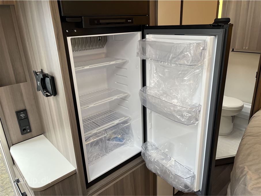 Kabe Estate 470 XL/KS