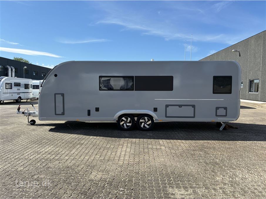 Adria Alpina 663 HT TWIN AXEL
