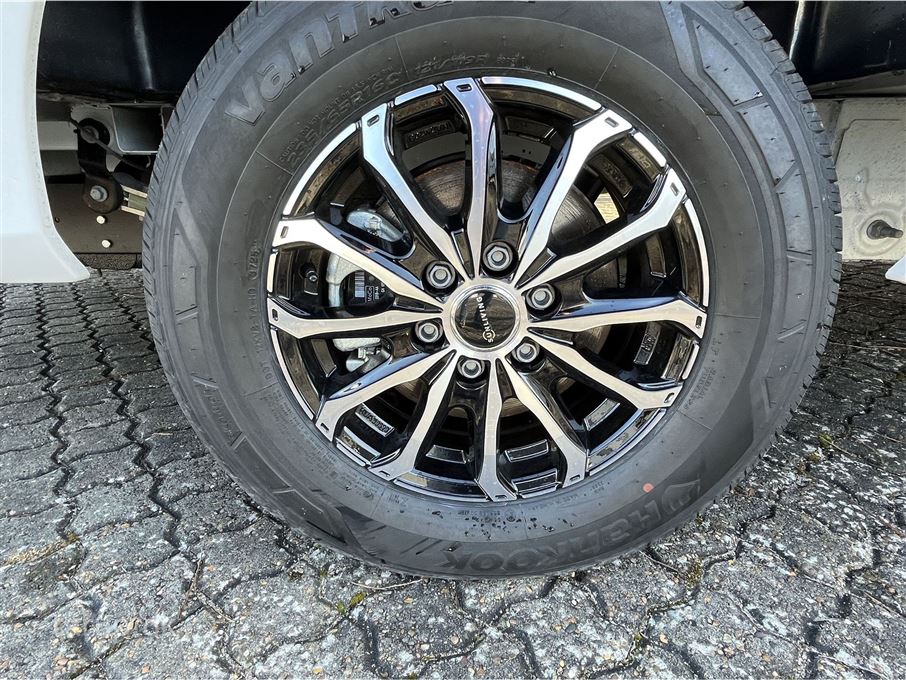 Sun Living S 75 SL Aut. 165 HK