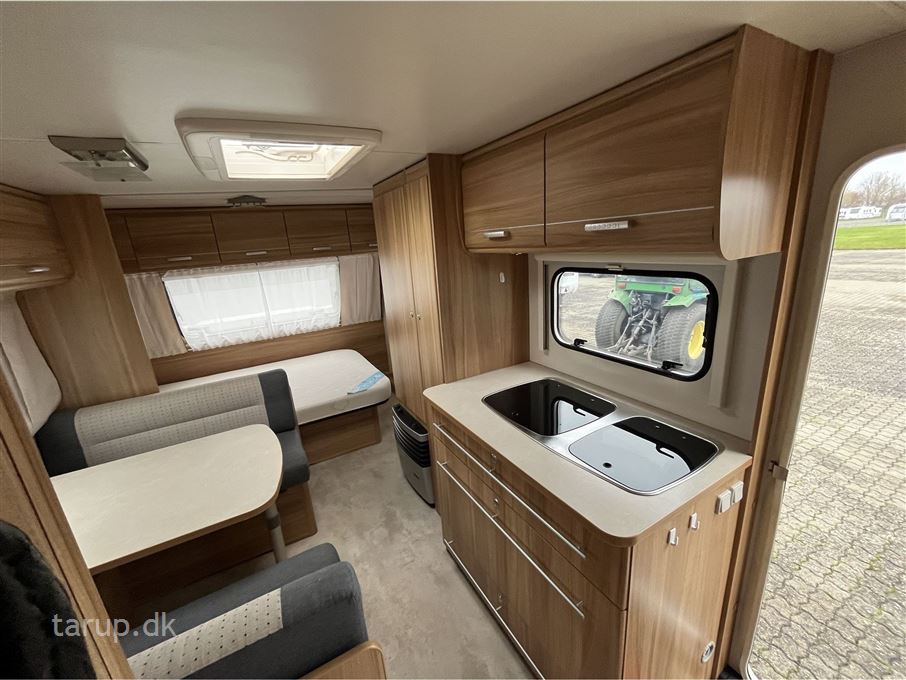 Caravelair Antares Luxe 527