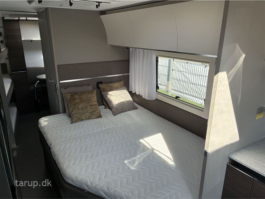 Adria Alpina 763 UK