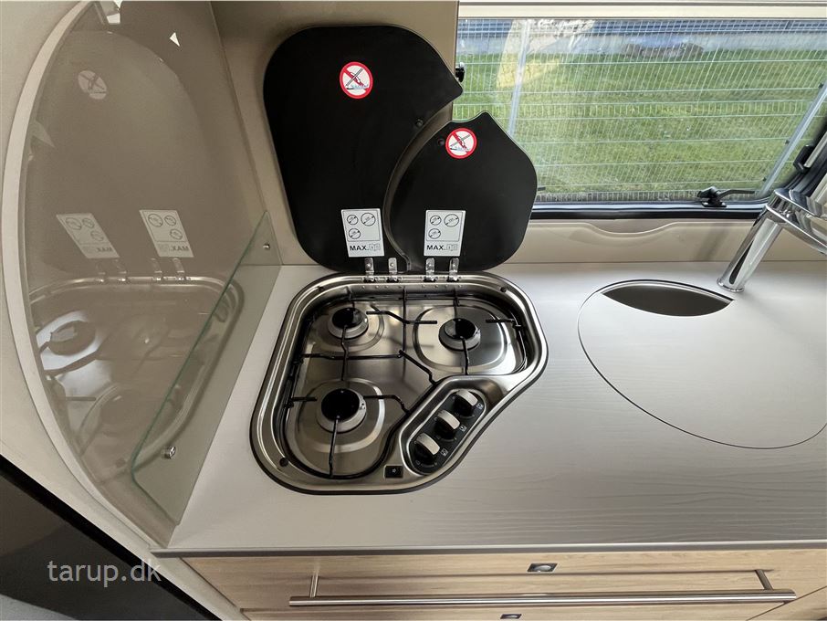 Dethleffs Nomad Snow 590 RF