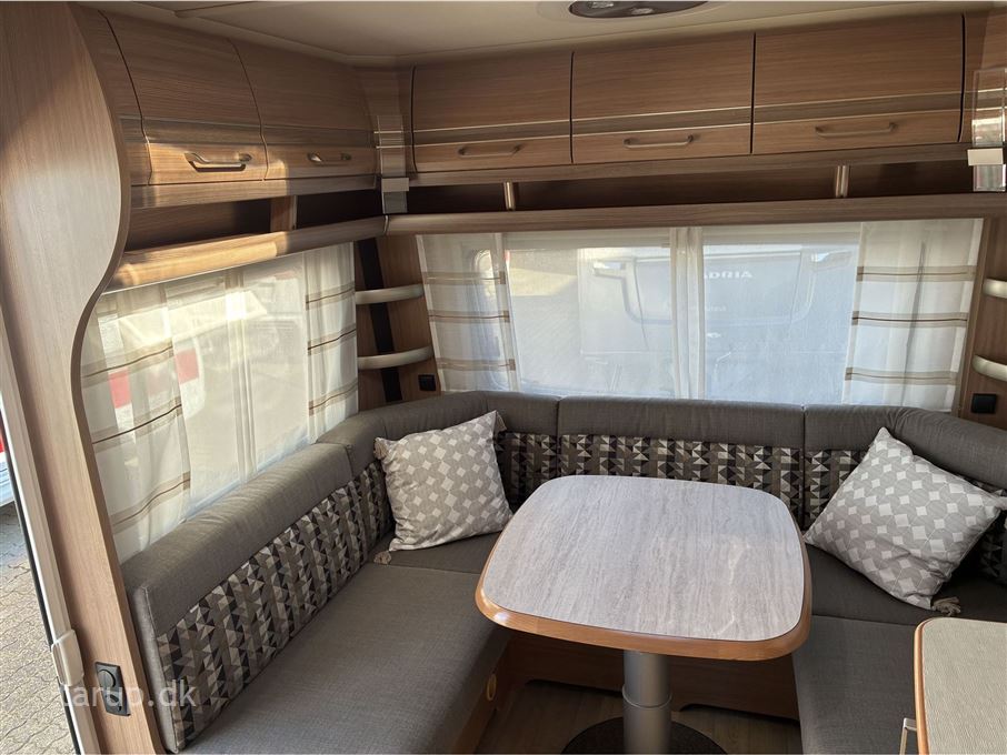 Fendt Bianco 465 SFB