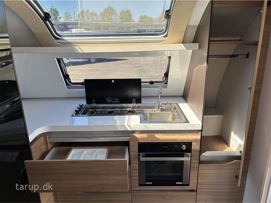 Adria Alpina 663 HT