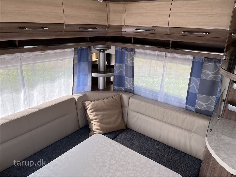 Hobby De Luxe 560 UL