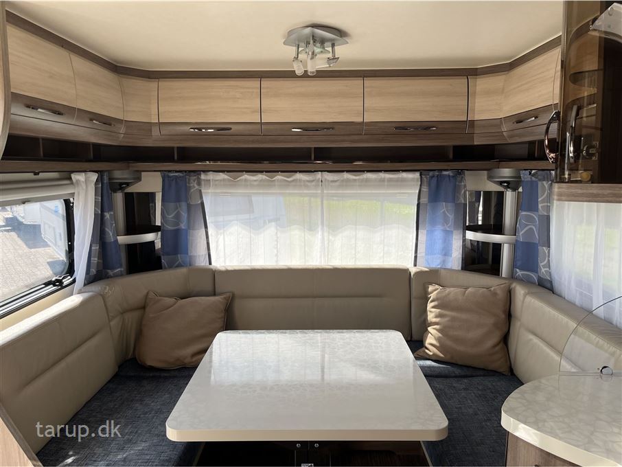 Hobby De Luxe 560 UL