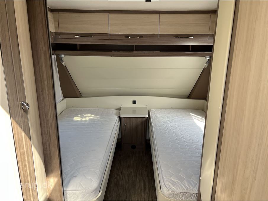 Hobby De Luxe 560 UL