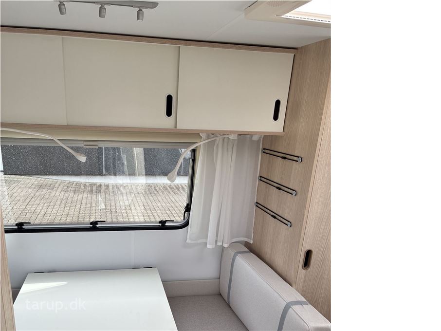 Adria Aviva 400 PS