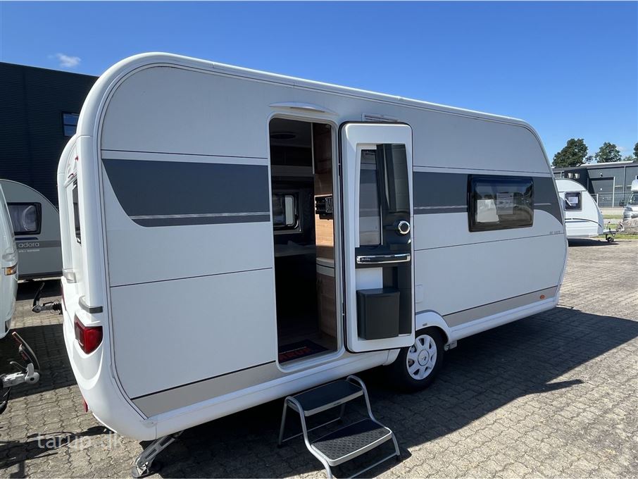 Hobby De Luxe 460 SFf