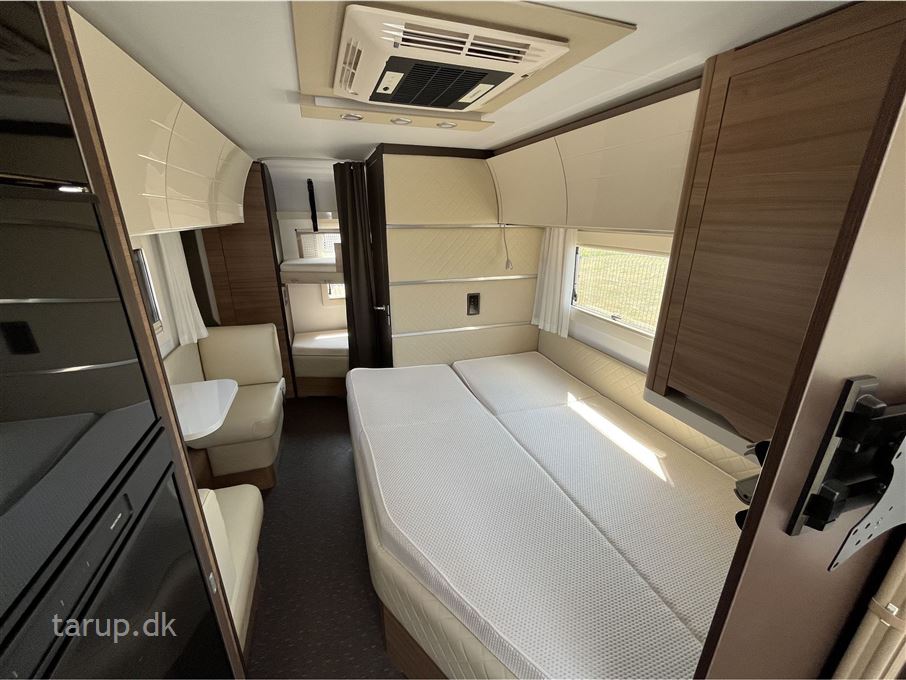 Adria Alpina 663 UK