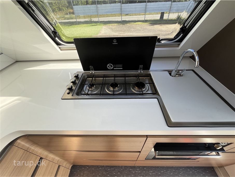 Adria Alpina 753 HK