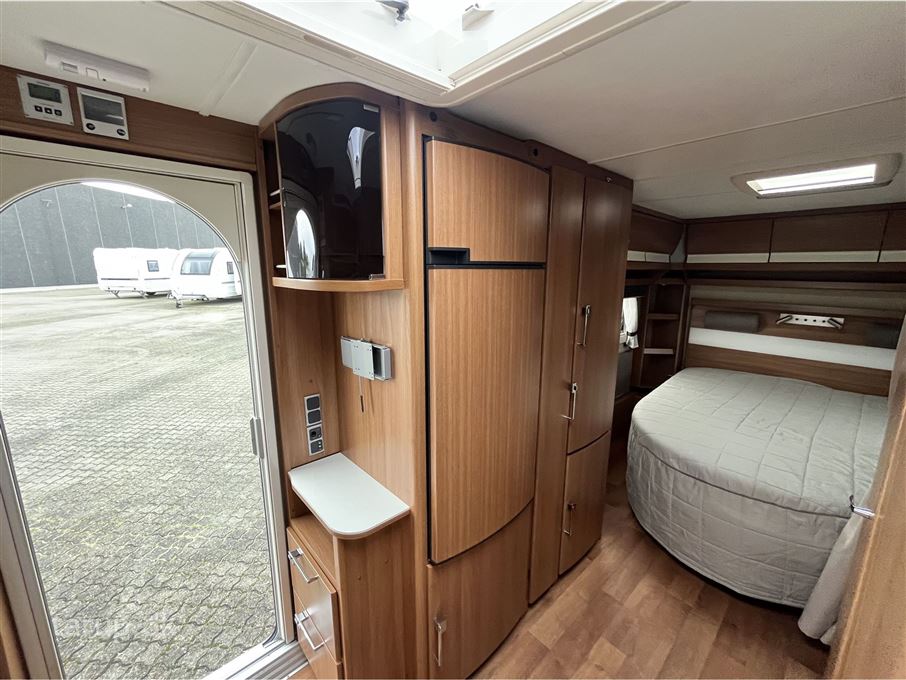 Kabe Royal 560 GLE KS B8