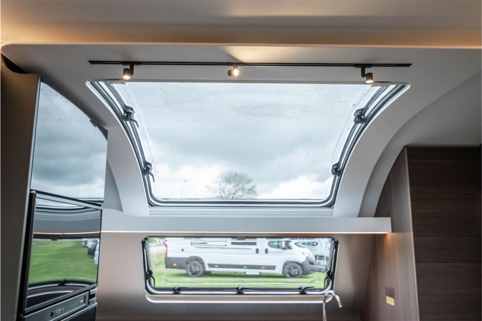 Adria Alpina 903 HT