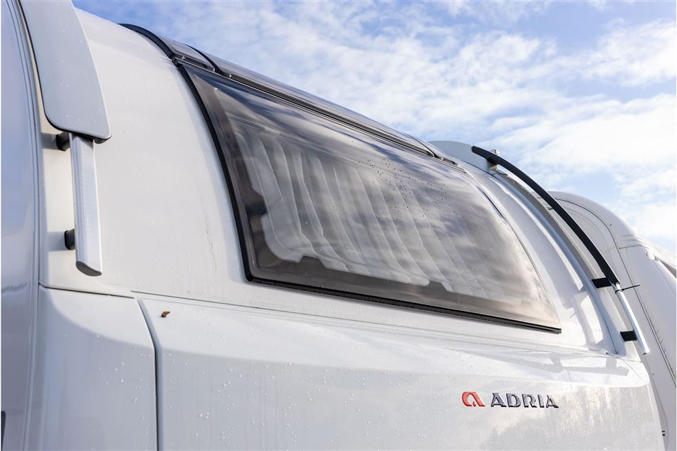 Adria Adora 673 PK Twin axle