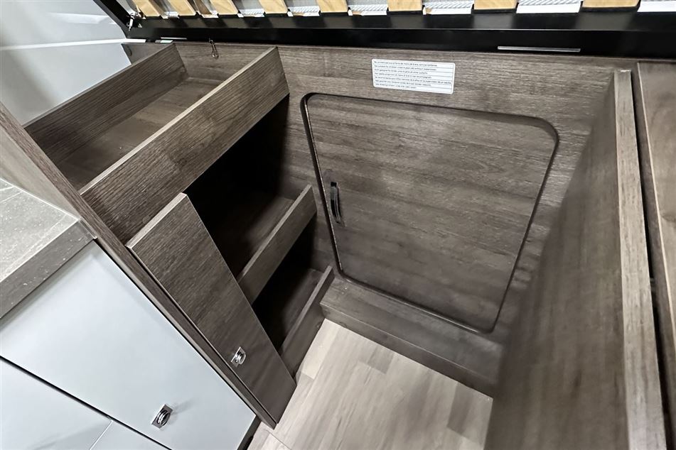 Benimar Yrteo 840 Premium