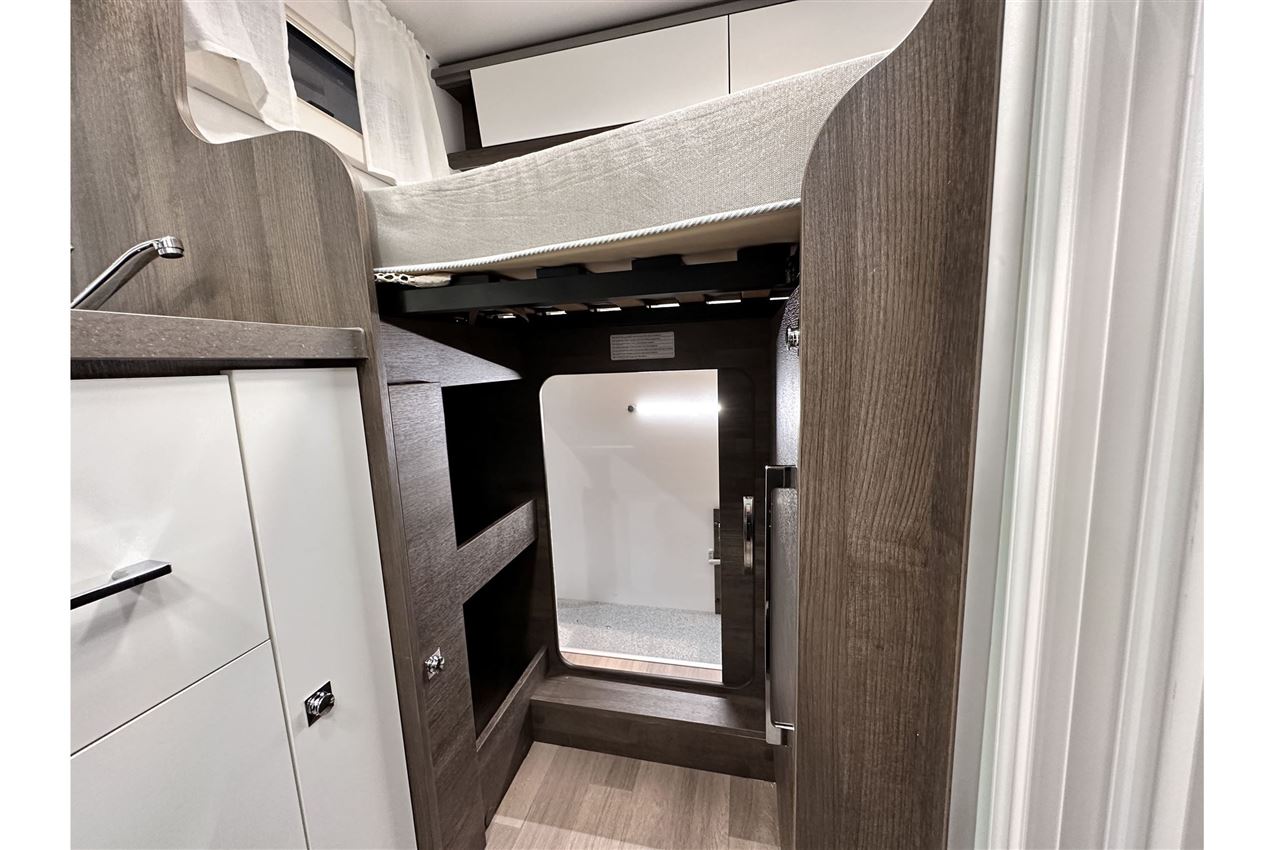Benimar Yrteo 840 Premium