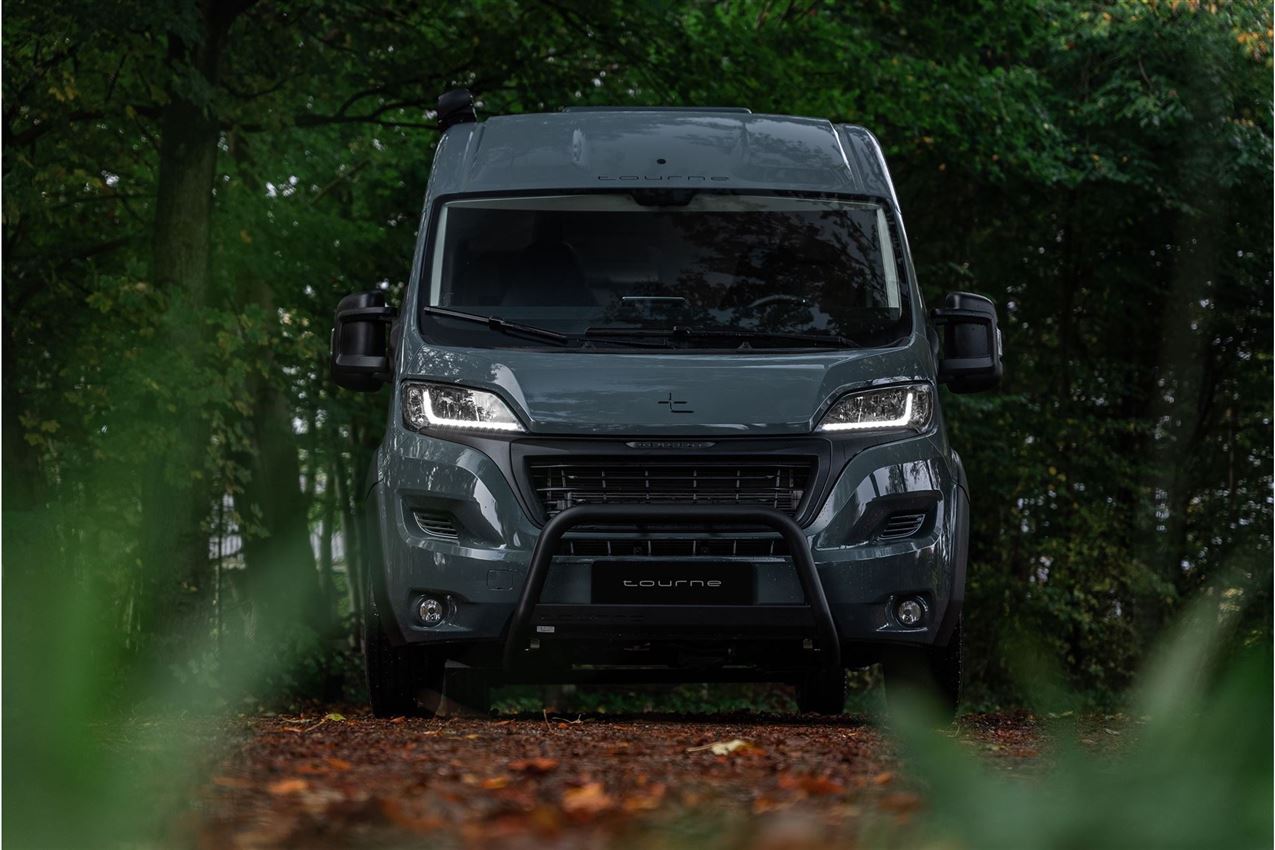 Tourne 6.0 Thunder Edition